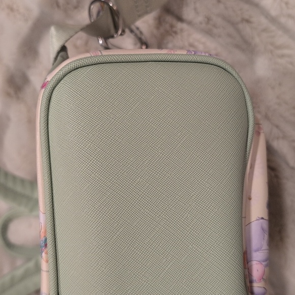 EUC Loungefly Disney Mini Backpack Winnie The Pooh - Picture 6 of 6
